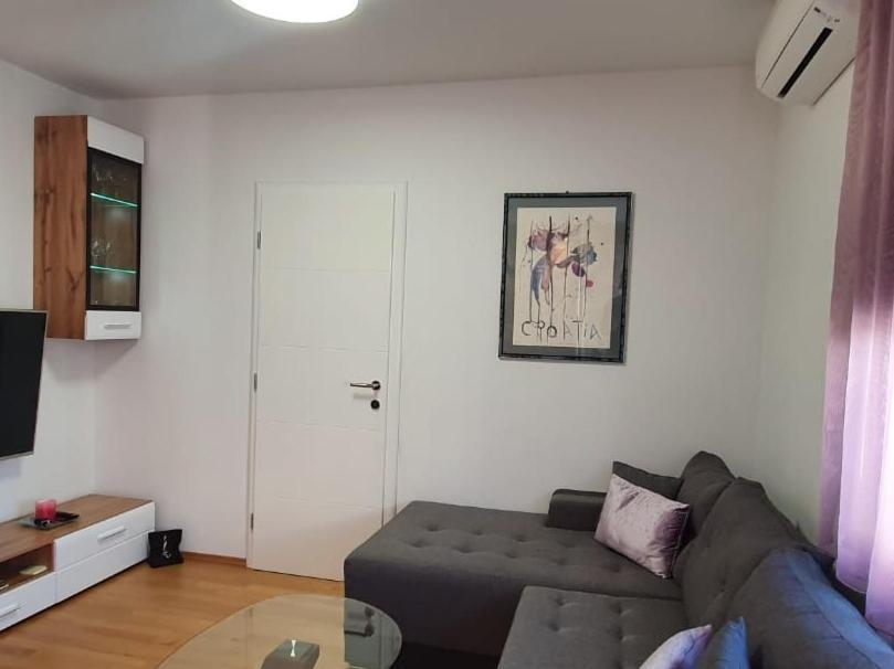 Apartment Mia -V Ζάγκρεμπ Εξωτερικό φωτογραφία
